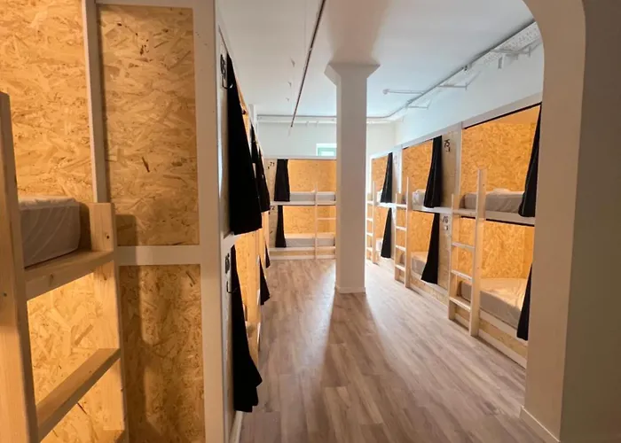 Bajamar Хостел *