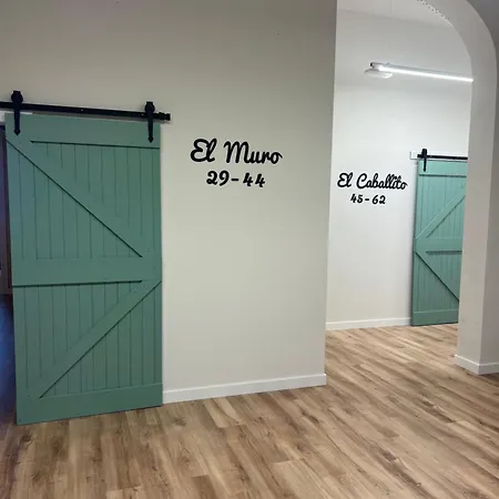 Bajamar ホステル *